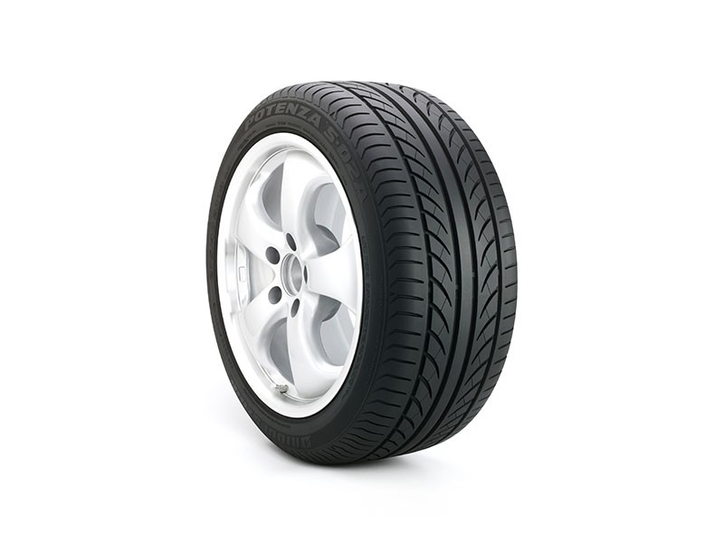 bridgestone-295/30-r18-potenza-s02a-z-xl-n-3